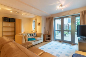 GuestReady - 1BR Flat in City Centre w Terrace